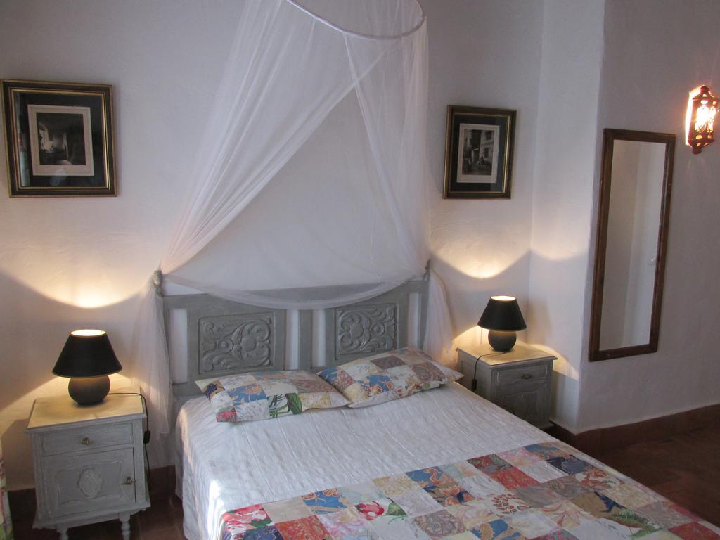 Quinta Dos Valados Bed & Breakfast Querenca Exterior photo